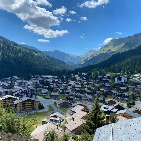 Les Dalton, Chalet *